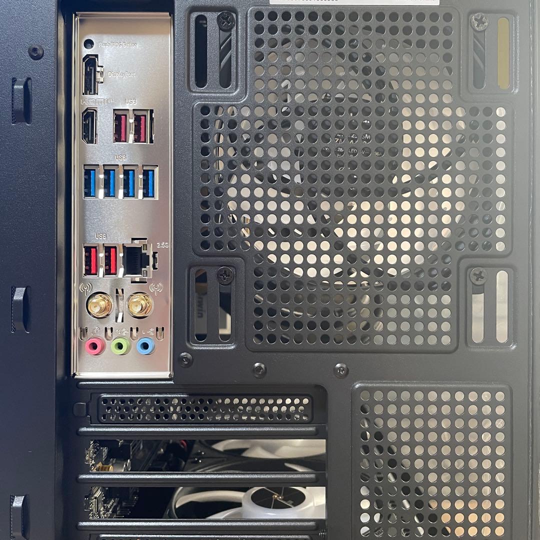 デスクトップPC Ryzen7 9700X メモリ32G SSD1TB 850W