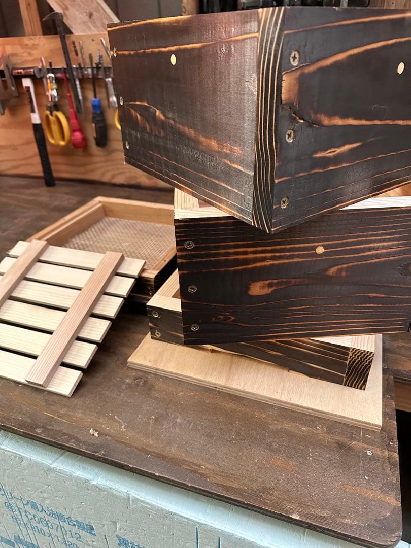 日本ミツバチ重箱式巣箱　捕獲飼育用　待ち箱