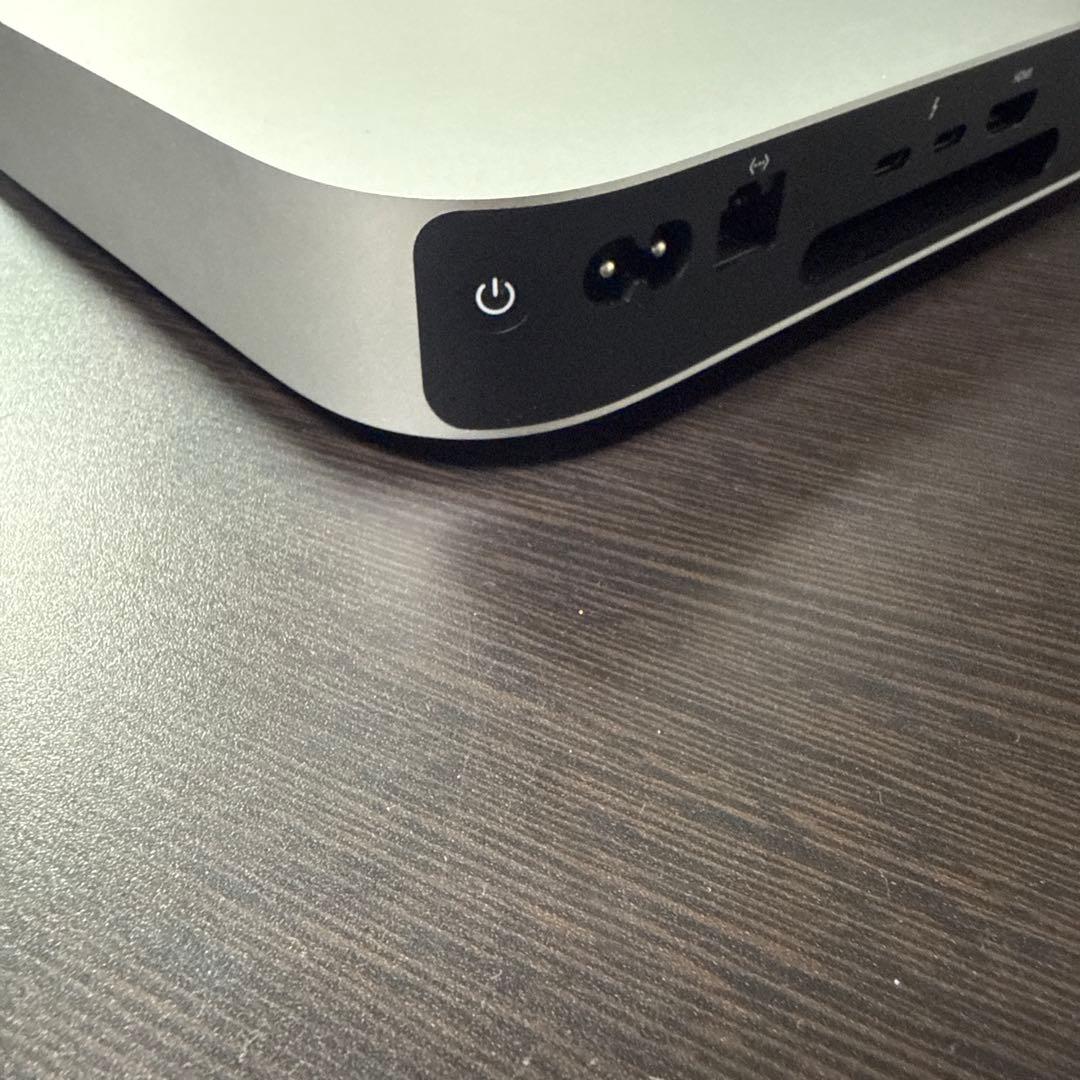 Mac mini M2 8GBユニファイドメモリ　256GB SSD