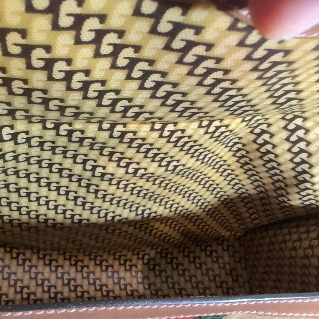 ビンテージGucci スエード クラッチバッグ
