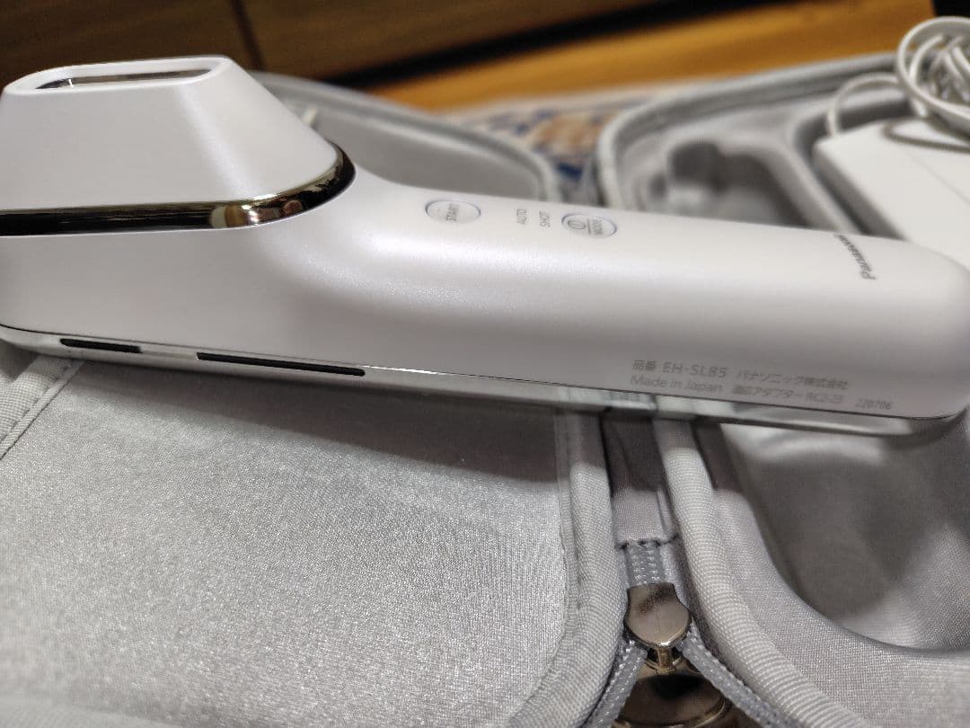 Panasonic BRIGHTSHOT 美顔器　フォトブライトショット