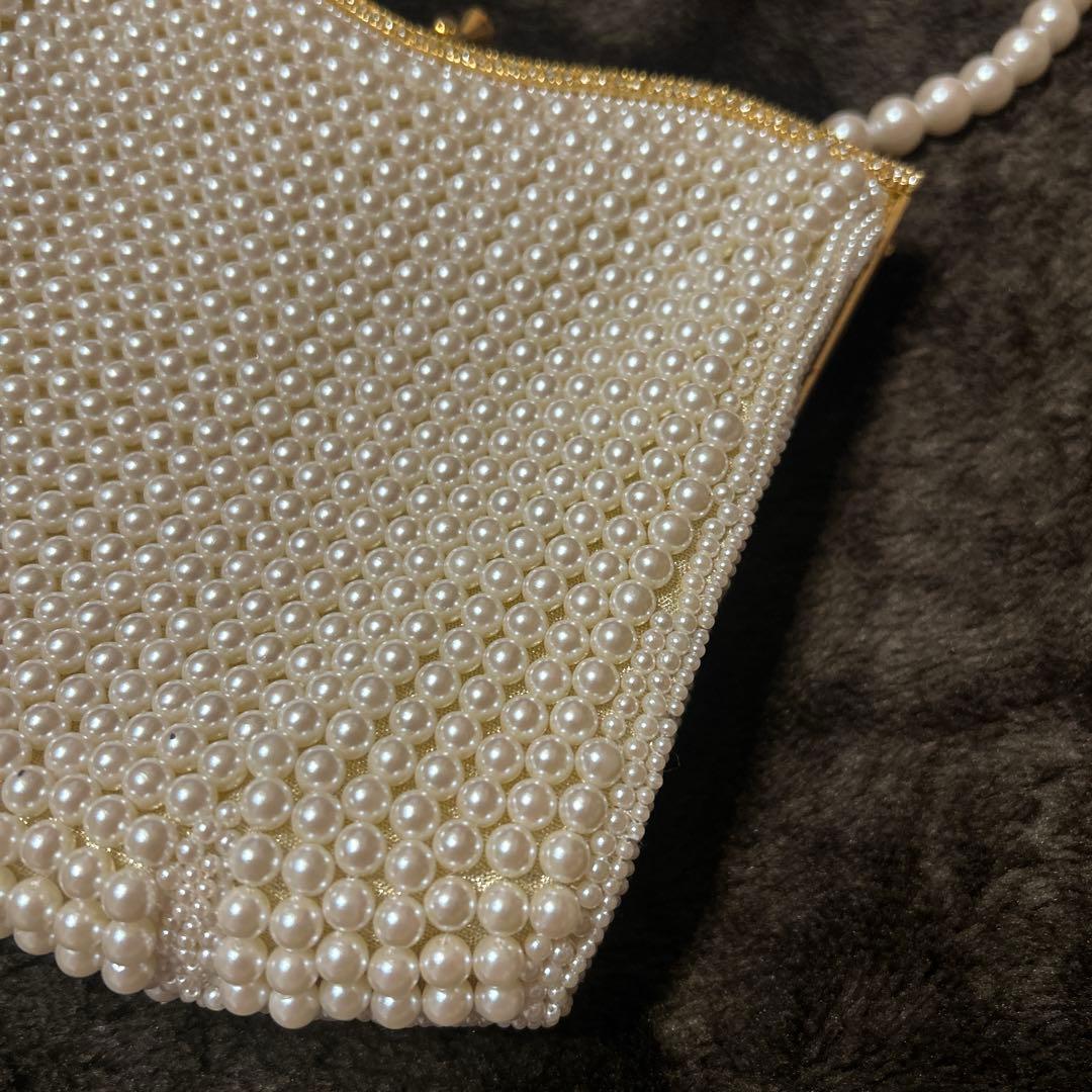 【美品】LUMY はしもと 皇室御用達 パールビーズ　パーティーバッグ