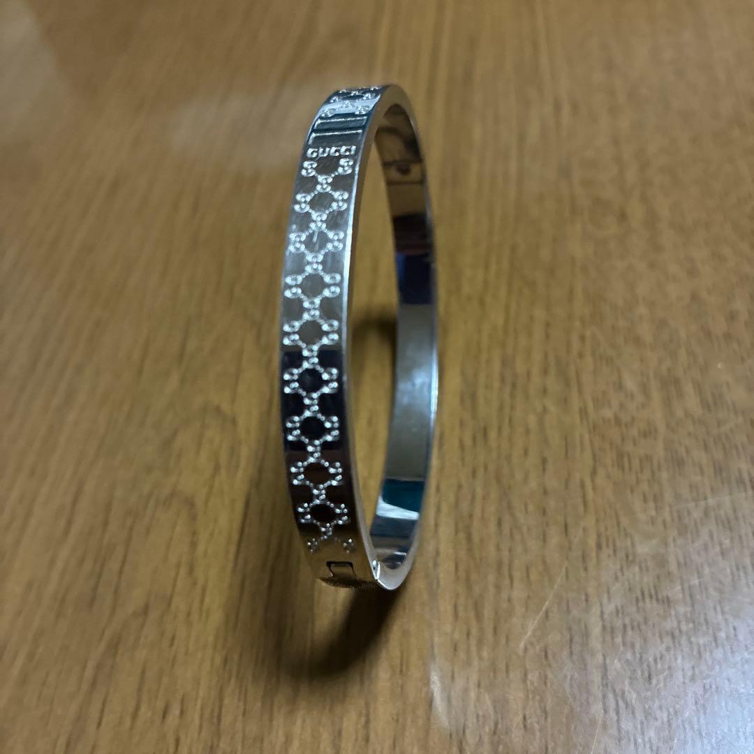 小町様 GUCCI バングル ブレスレット 中古品