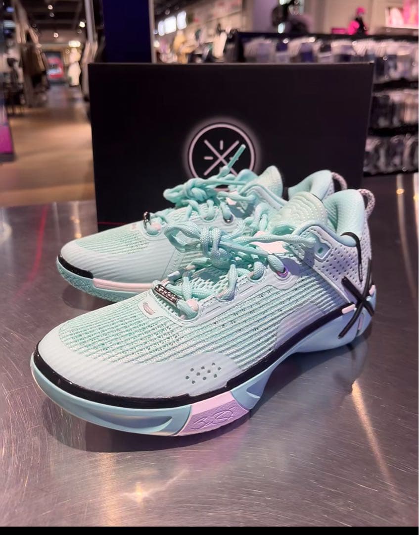 LI-NING Wade Shadow 6 size の情報:28.5