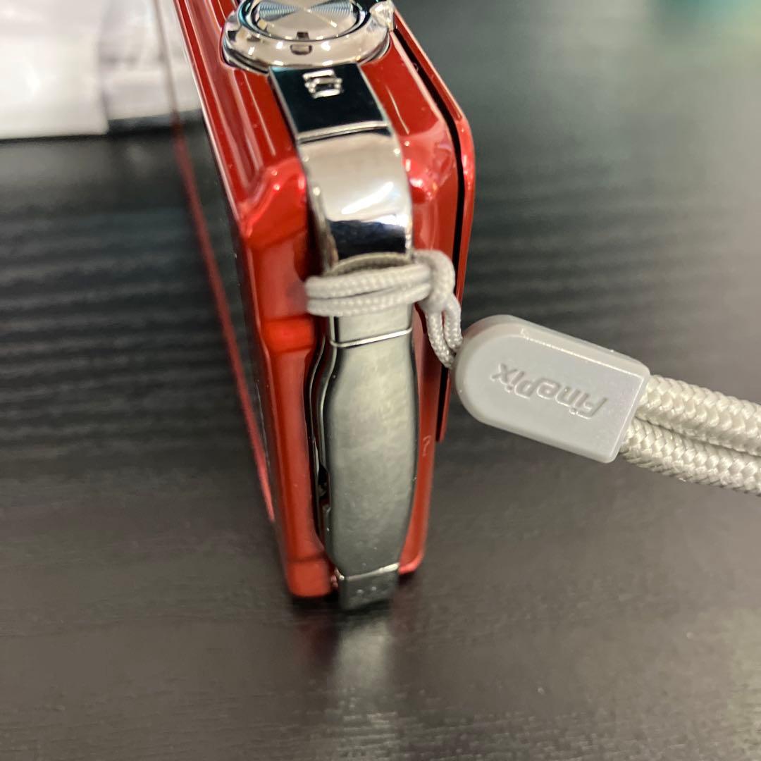 FUJIFILM FINEPIX Z700EXR レッド　美品