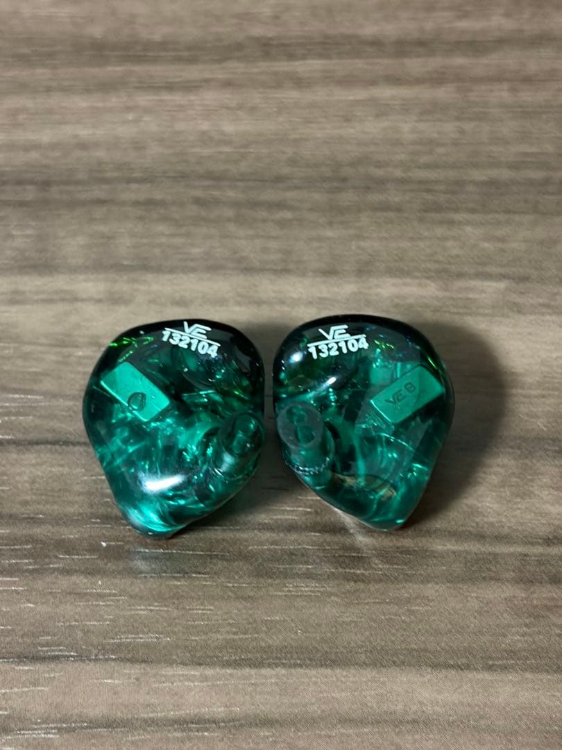 イヤホン VISION EARS VE8 (Universal Fit)