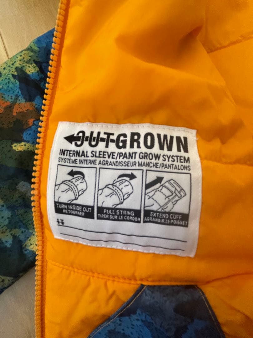 Columbia コロンビア　子ども用　スキースノボウェアセット　110