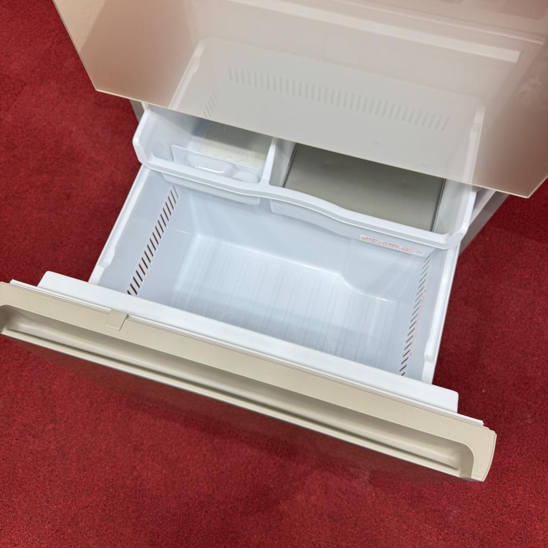 東京23区送料無料　美品パナソニック3ドア冷蔵庫2022年製335L　洗浄済み
