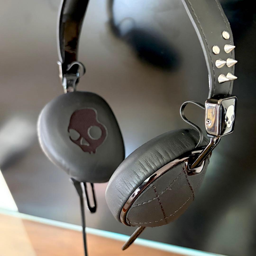 Skullcandy Knockout 有線ヘッドホン　リモコン付 Black