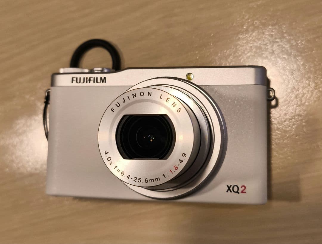 FUJIFILM XQ2 高級コンデジ Wi-Fi 動作確認済み 元箱付 美品