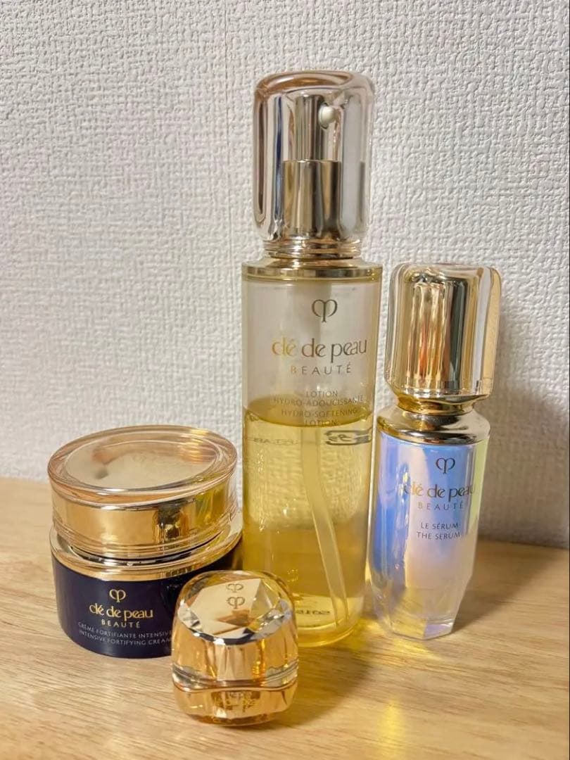 【値下げ】cle de peau 化粧水など4点