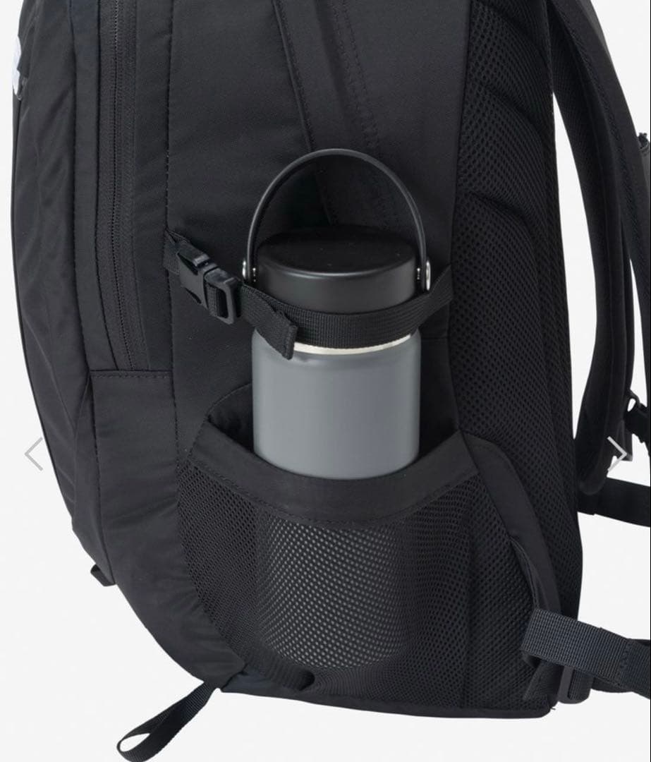 【ほぼ新品】THENORTHFACEシングルショットリュック 品番NM72303