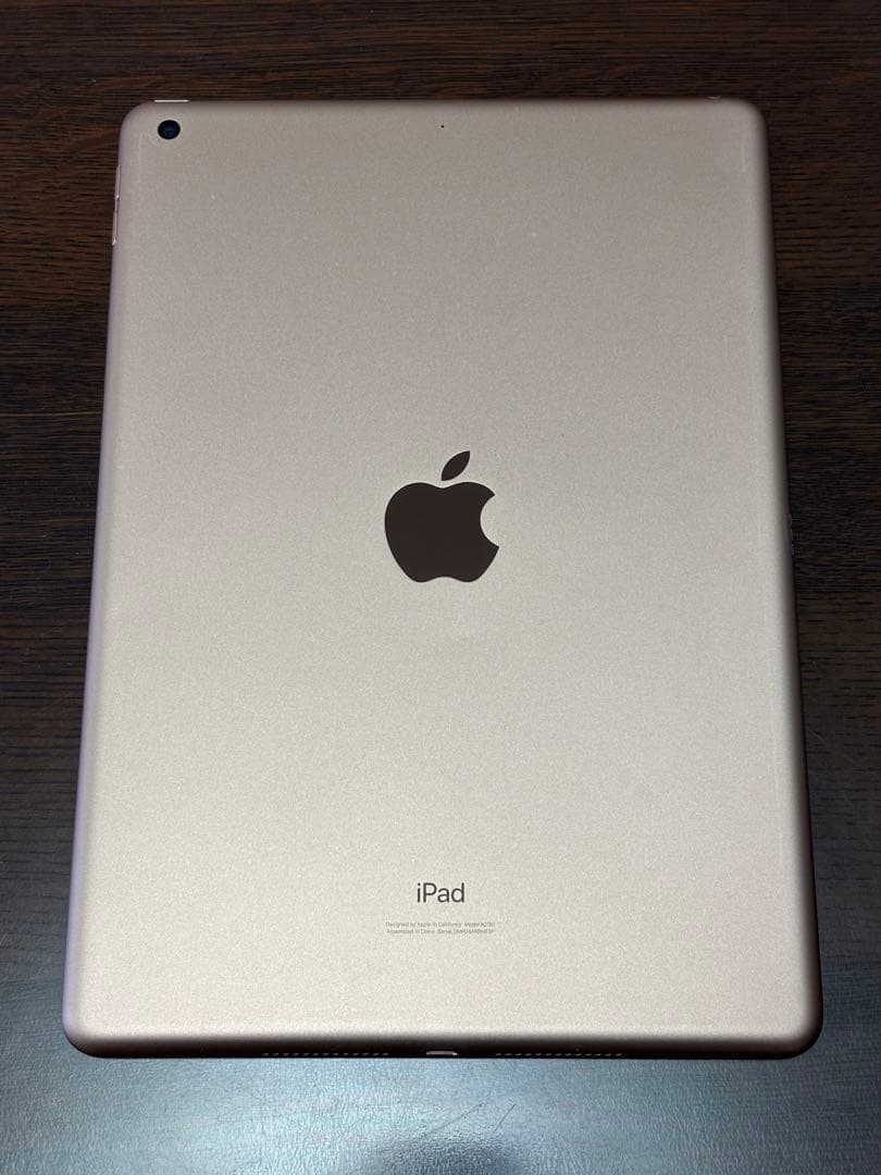 Apple iPad 第7世代 32GB Wi-Fiモデル（ゴールド） 本体