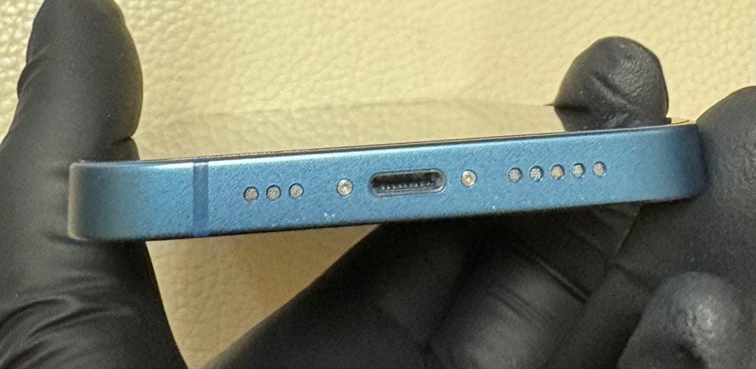 iPhone 13 128GB ブルー SIMフリー（ドコモ）