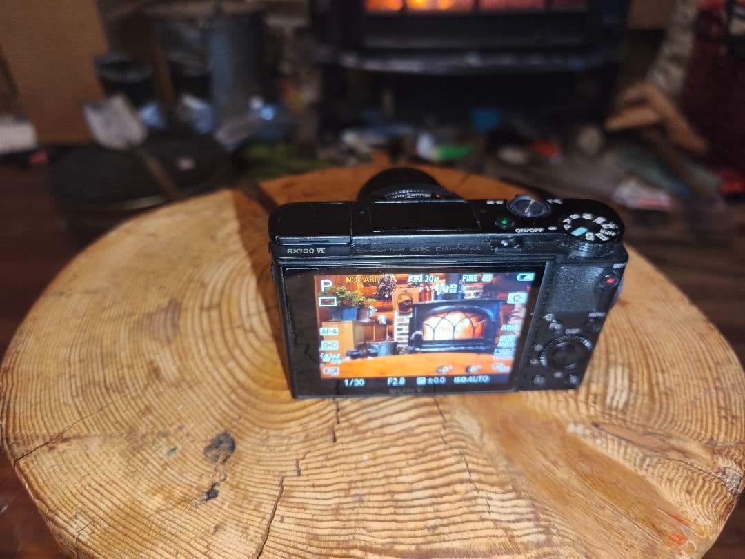 デジタルカメラ SONY DSC-RX100M7