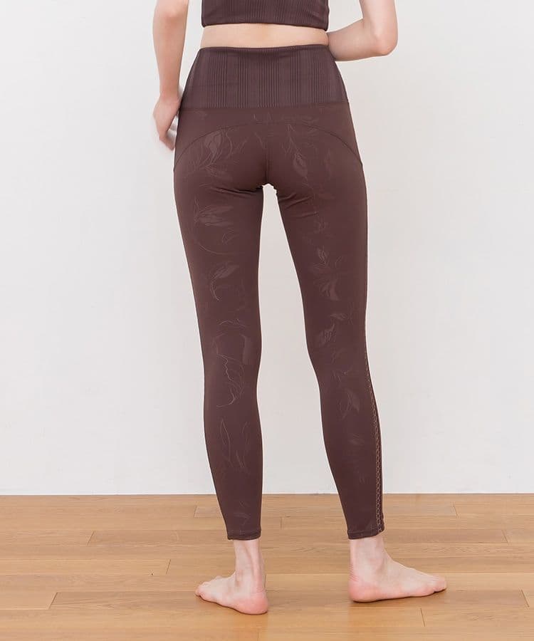 SUKALA　 エンボスリーフ　レギンス　ブラウン　M　新品未使用　タグ付き