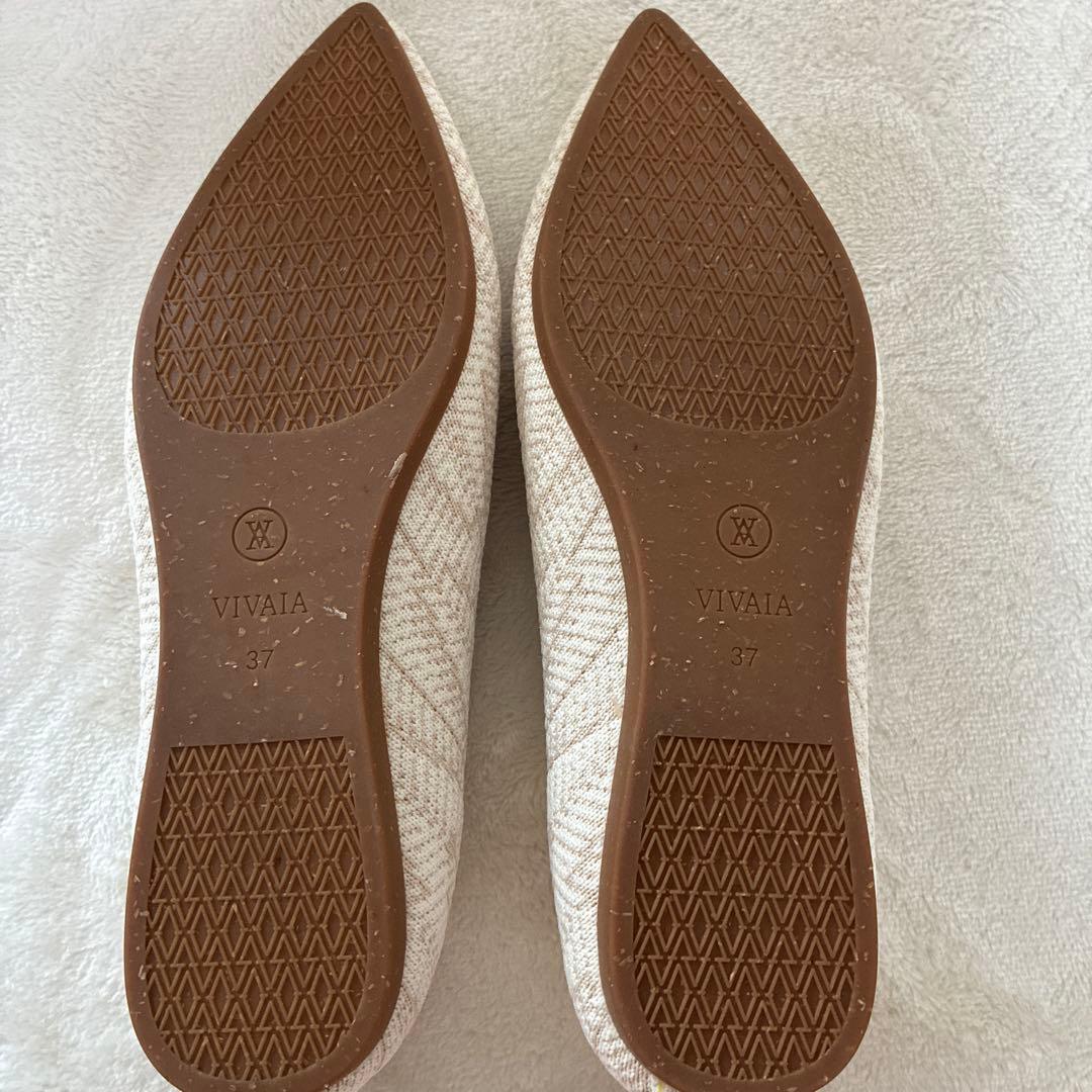 VIVAIA ビバイア　フラットシューズ サイズ37 ベージュ