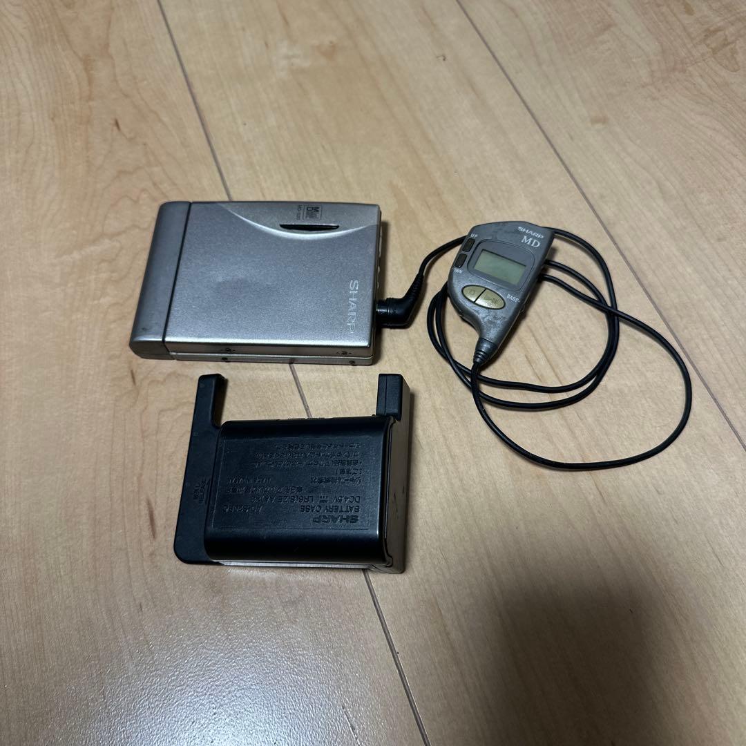 実働　SHARP ポータブルMDプレーヤー シルバー