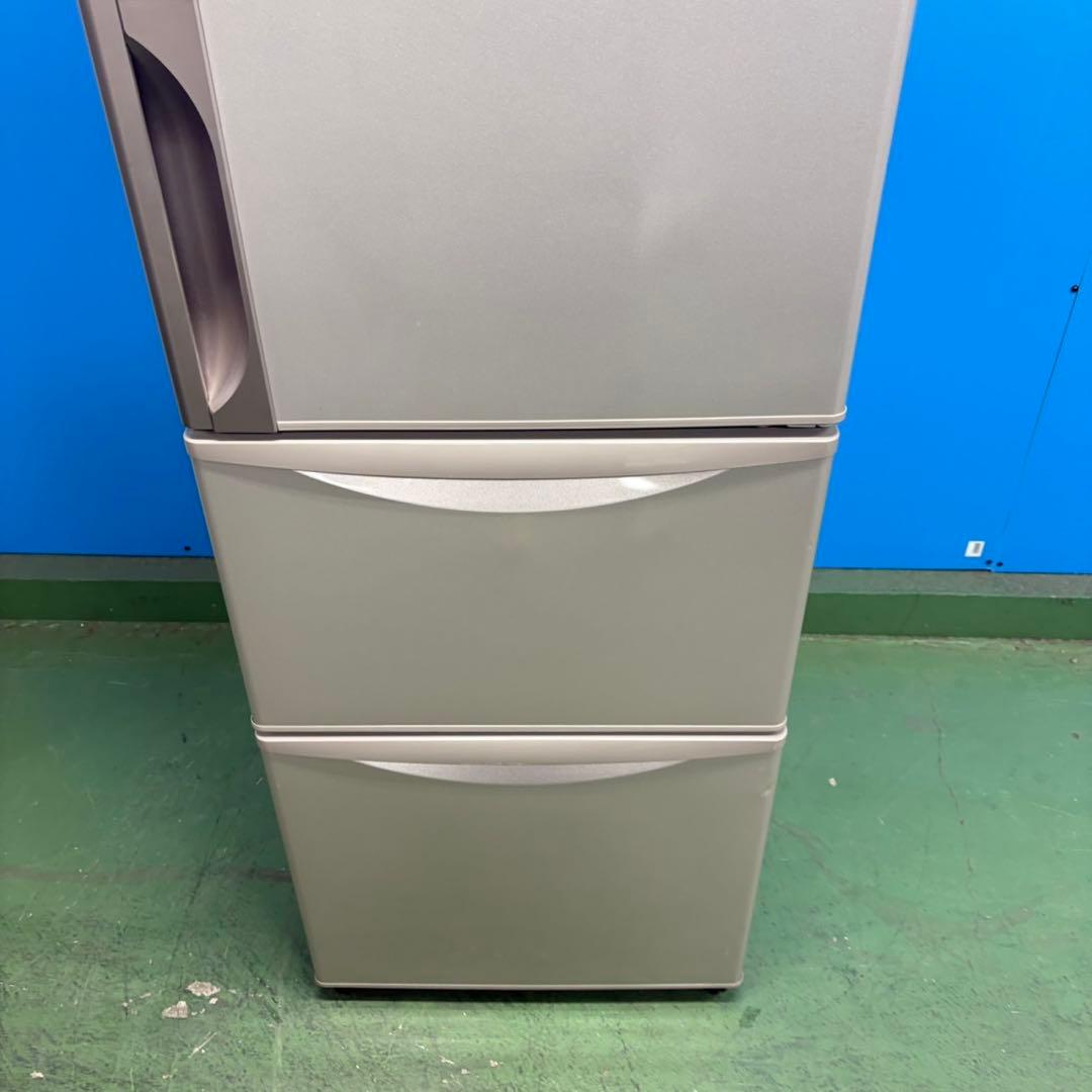 718 日立　大型冷蔵庫　300L強　小型　右開き　自動製氷　3ドア　家庭用