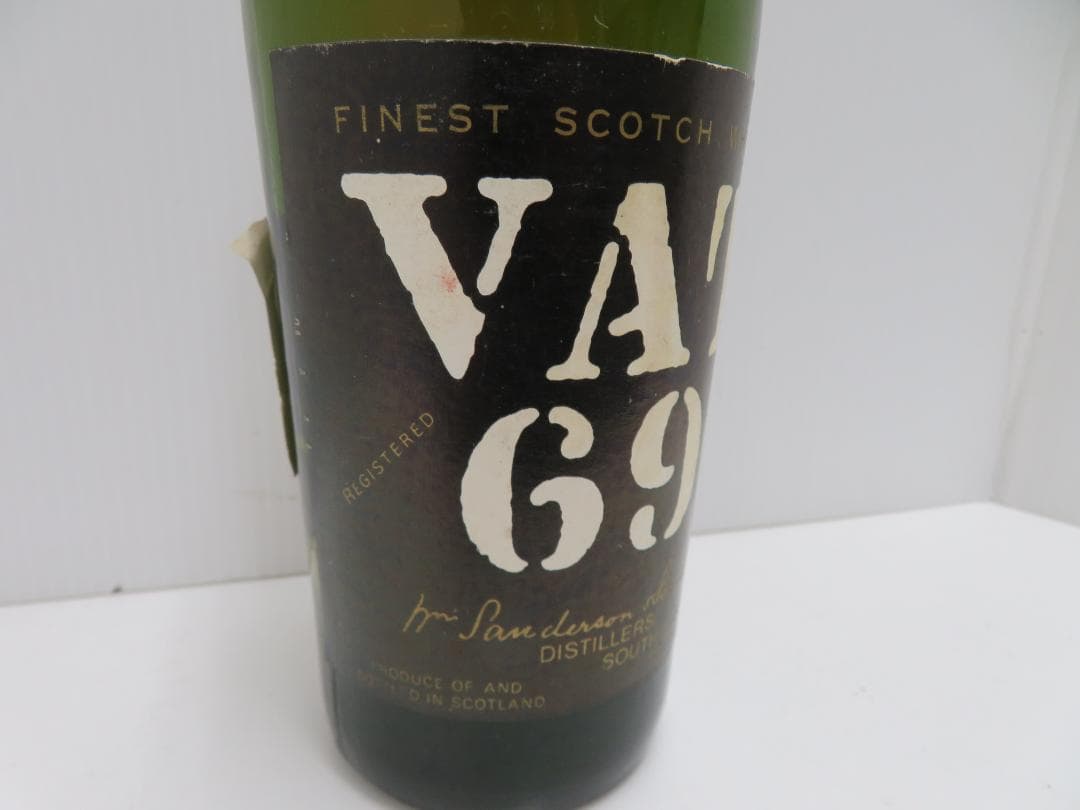 VAT 69 スコッチ　ウイスキー　特級　古酒　未開栓　従価　バット　　　007