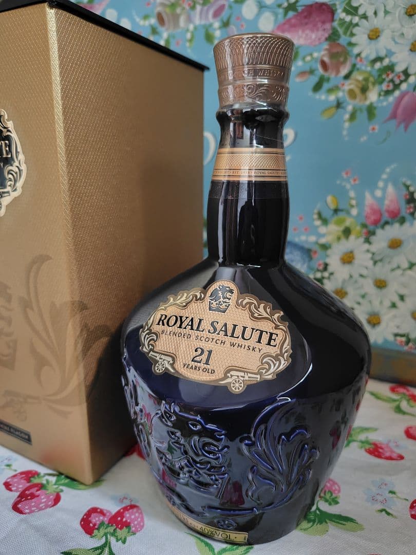 1000ml シーバスリーガル　ローヤルサルート ２１年 シグネチャー　ブレンド