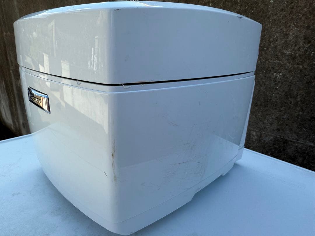 2018年式 5.5合 L MITSUBISHI 炊飯器 NJ-VE108-W