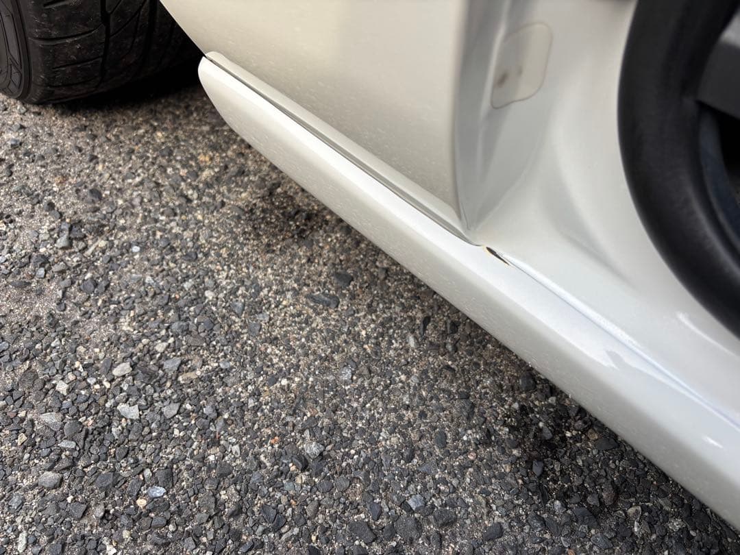 ハイエース　essexサイドライナー　070ホワイトパール