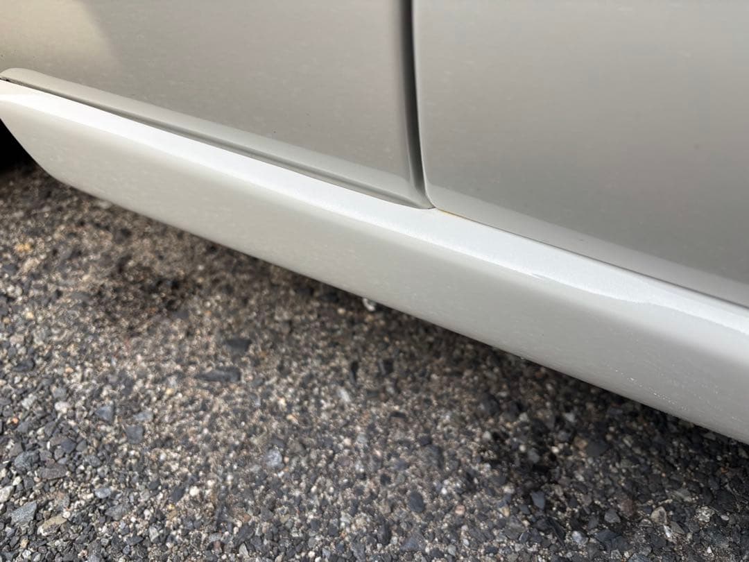 ハイエース　essexサイドライナー　070ホワイトパール