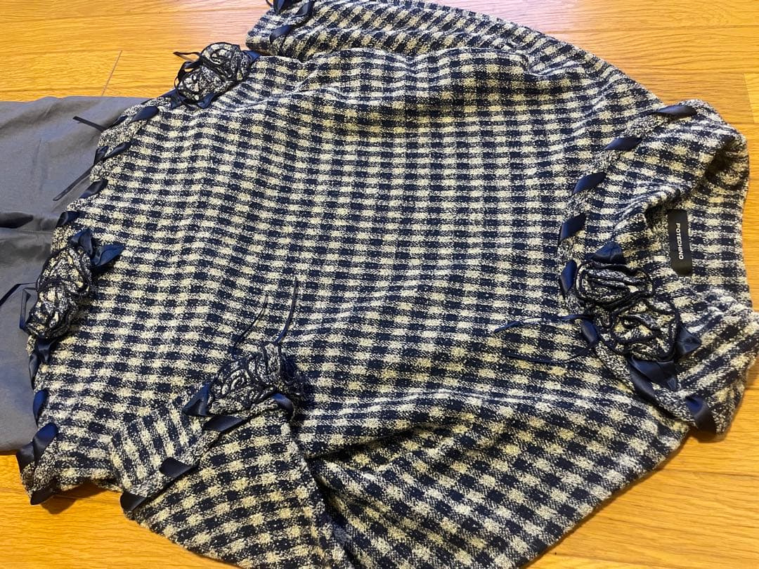 ♦︎さえら　ポテチーノ♦︎ チェック柄お花モチーフ　ドルマンスリーブトップス