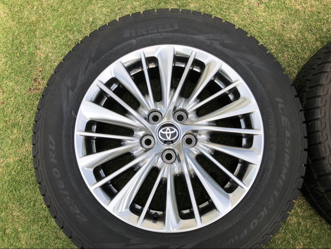 トヨタ　アルファード30系17インチ純正アルミ　スタッドレス225/60R17