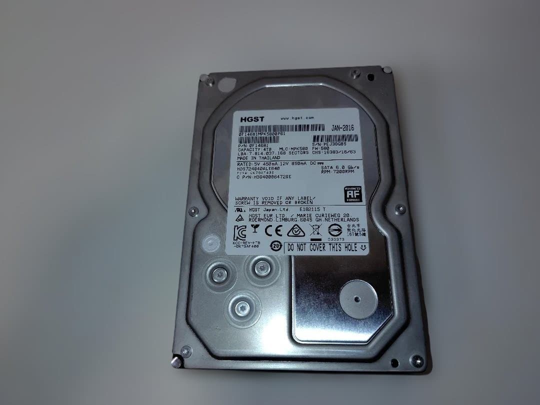 HGST Deskstar 4TB SATA3 7200RPM 2台