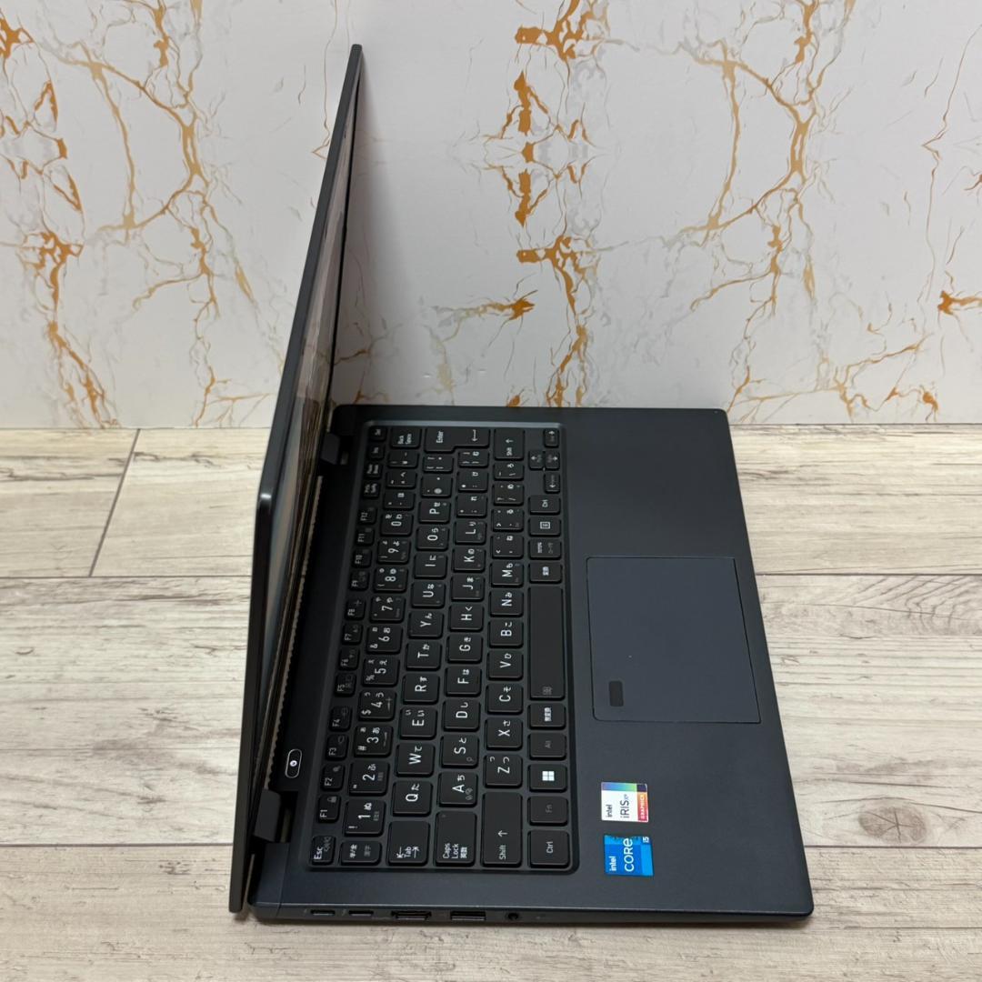 超軽量 dynabook G83HU 第11世代i5 16GB SSD256