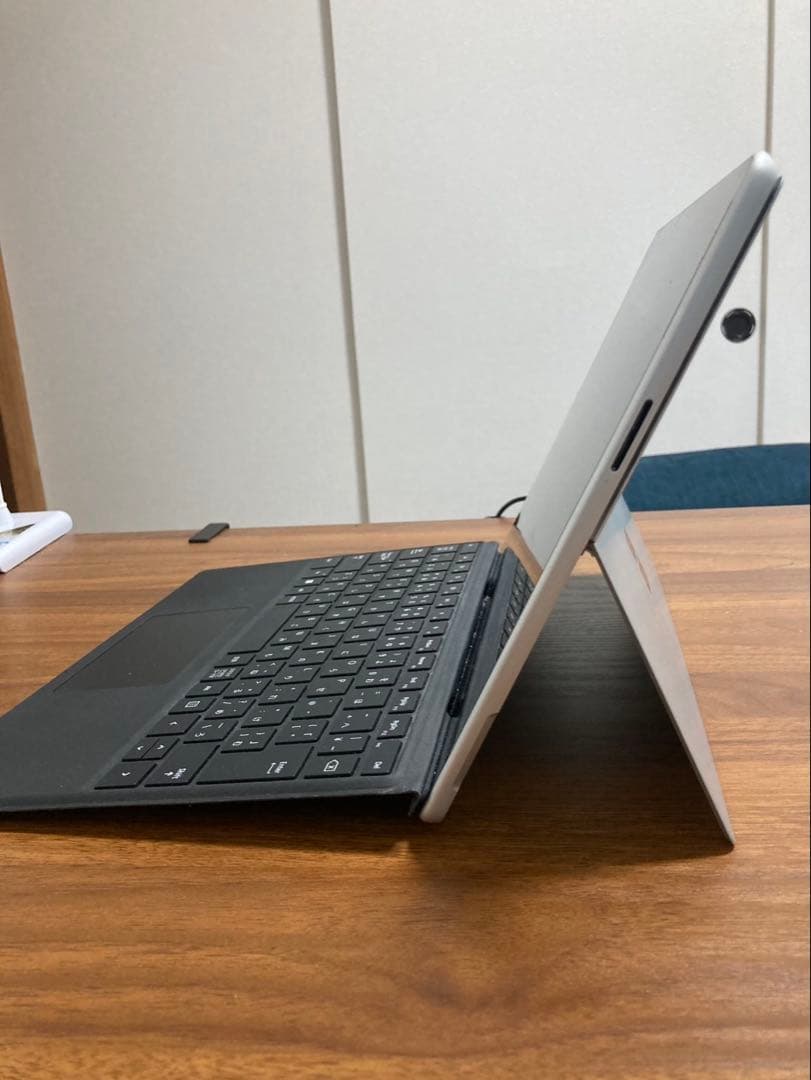 SurfacePro9 i5 256GB　RAM 8GB