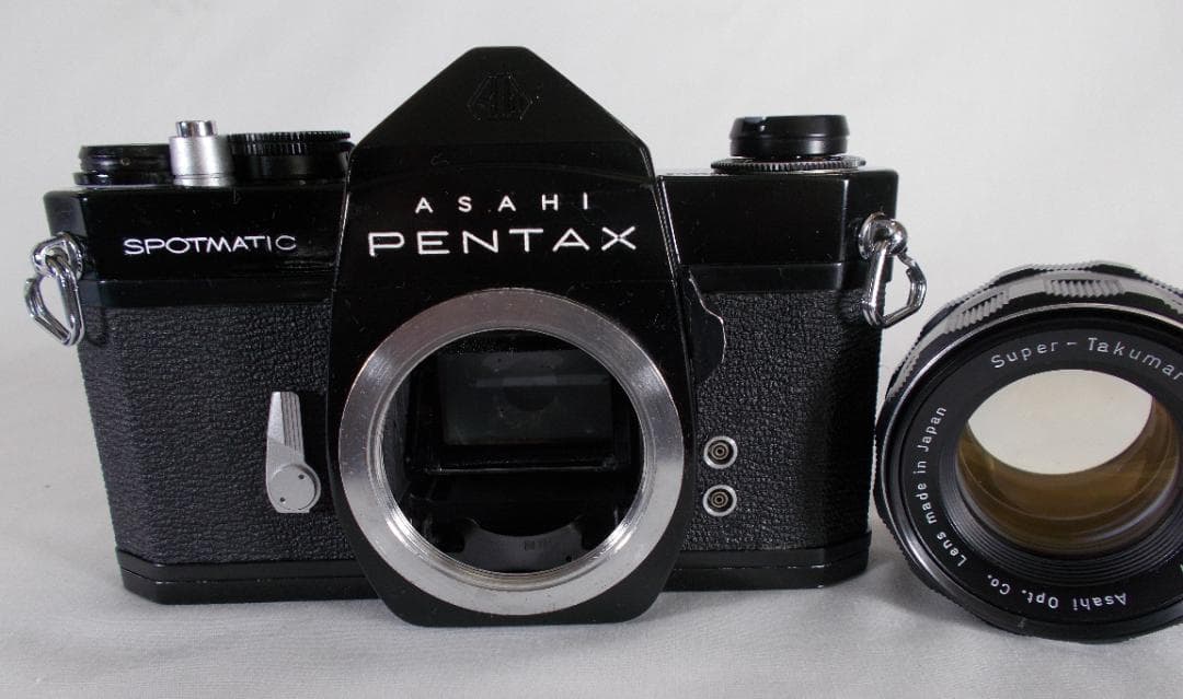フィルムカメラ 整備済 完動品　 Pentax SP + f/1.8　P217