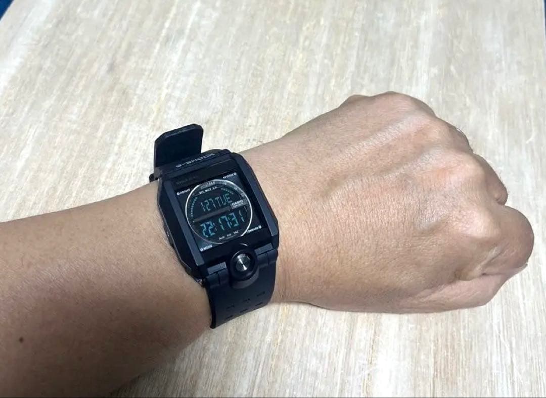 【極美品】G-SHOCK G-8100 マットブラック デュアルイルミネーター