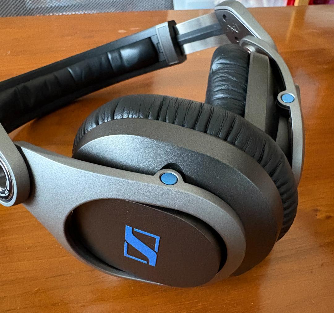 ヘッドホン Sennheiser HD8 DJ
