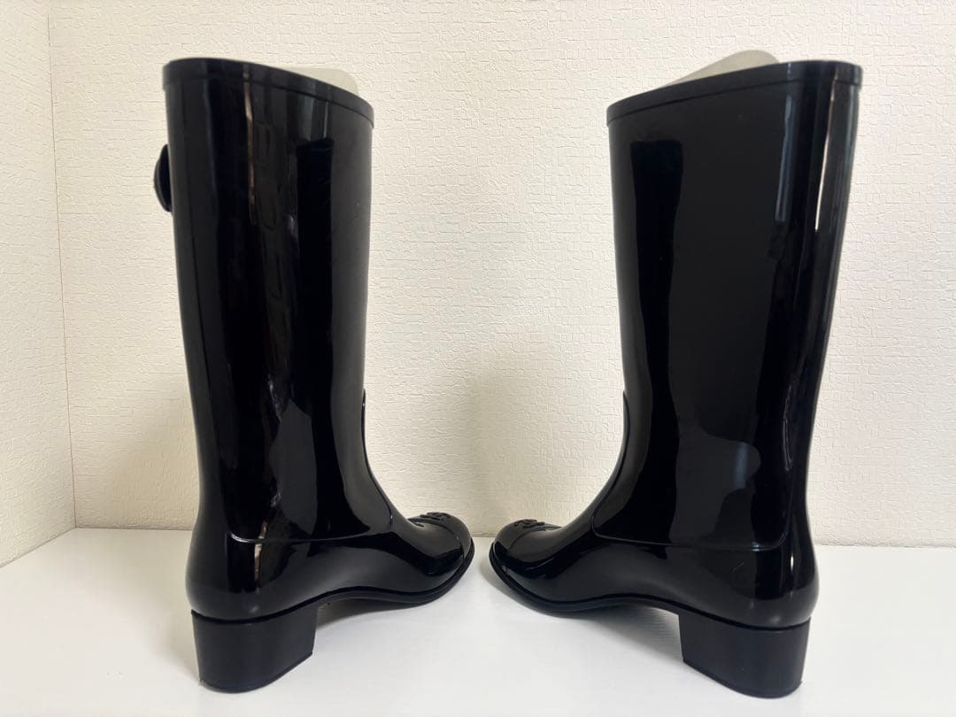 超美品 CHANEL シャネル カメリア ブラックラバー レインブーツ 36