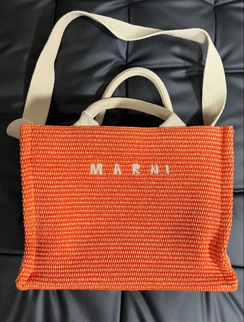 【8/6まで販売】MARNI オレンジ トートバッグ