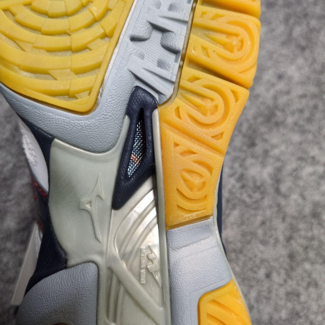 ウェーブトルネードX2　MID 24.0cm