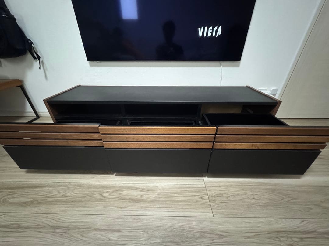 テレビ台 ブラックとウォールナット 引き出し付き ※更に値引きしました！