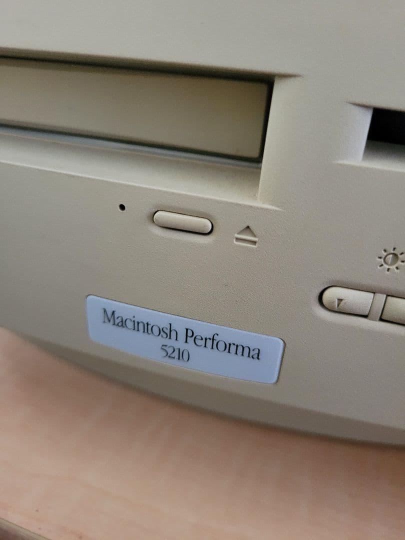 Macintosh Performa 5210 付属キーボードマウスDisc付き
