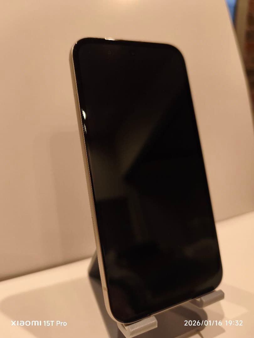 美品 Google Pixel 8a バッテリー93% SIMフリー ポーセリン