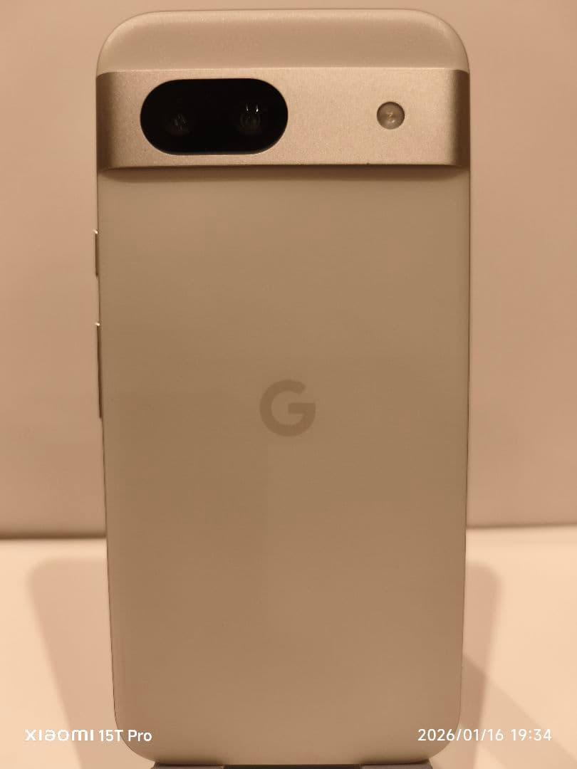 美品 Google Pixel 8a バッテリー93% SIMフリー ポーセリン