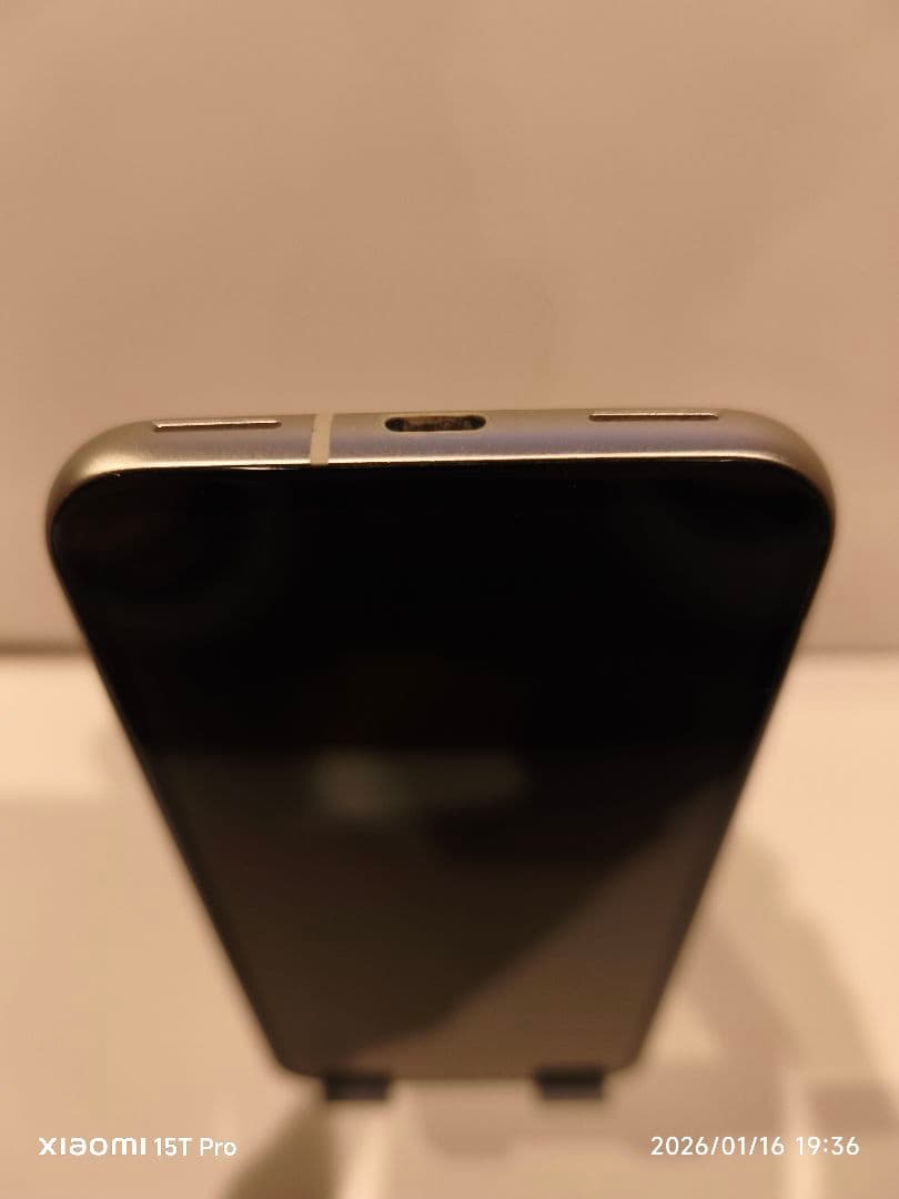 美品 Google Pixel 8a バッテリー93% SIMフリー ポーセリン