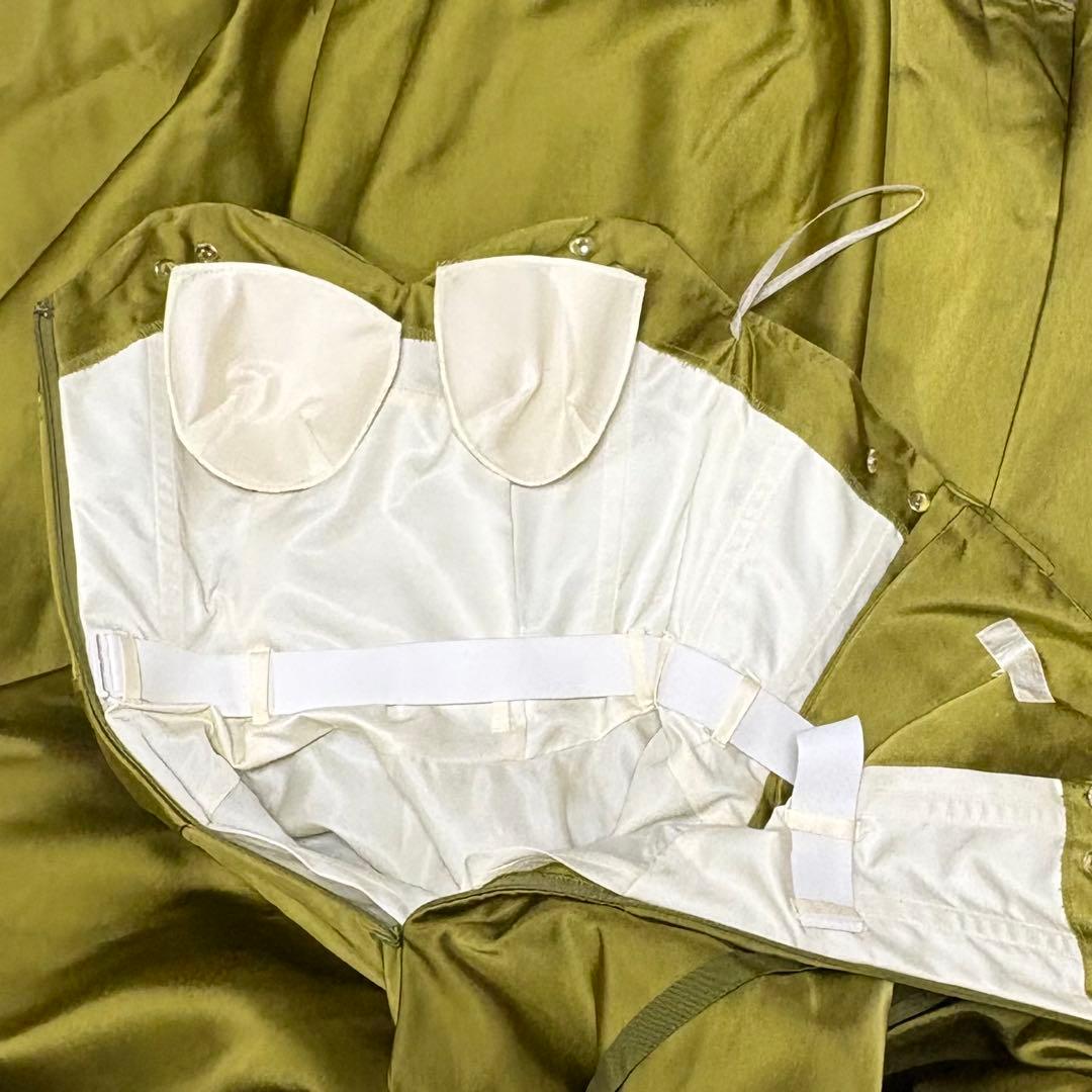 AIMER エメ　モスグリーンのドレス