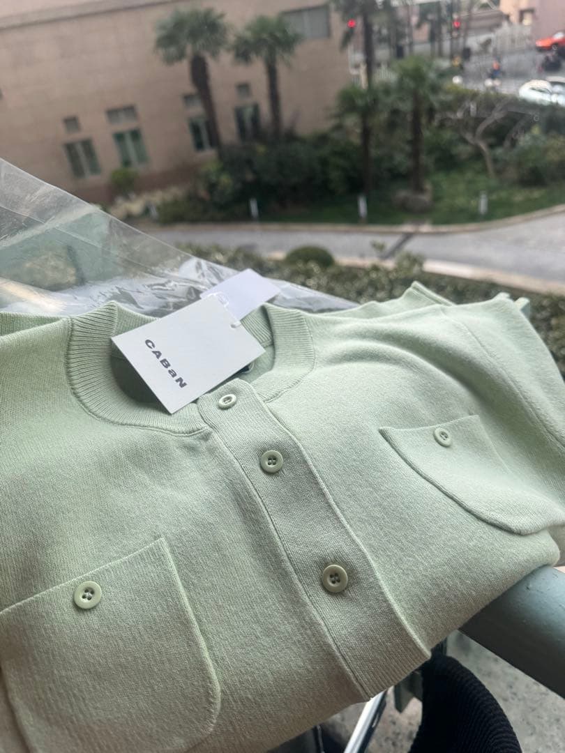 新色　CABaN コットンカシミヤ クルーネックカーディガン