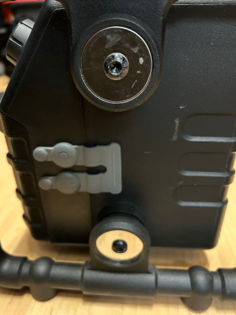 だんご　パナソニック　工事用充電ラジオ＆ワイヤレススピーカー　電池付き