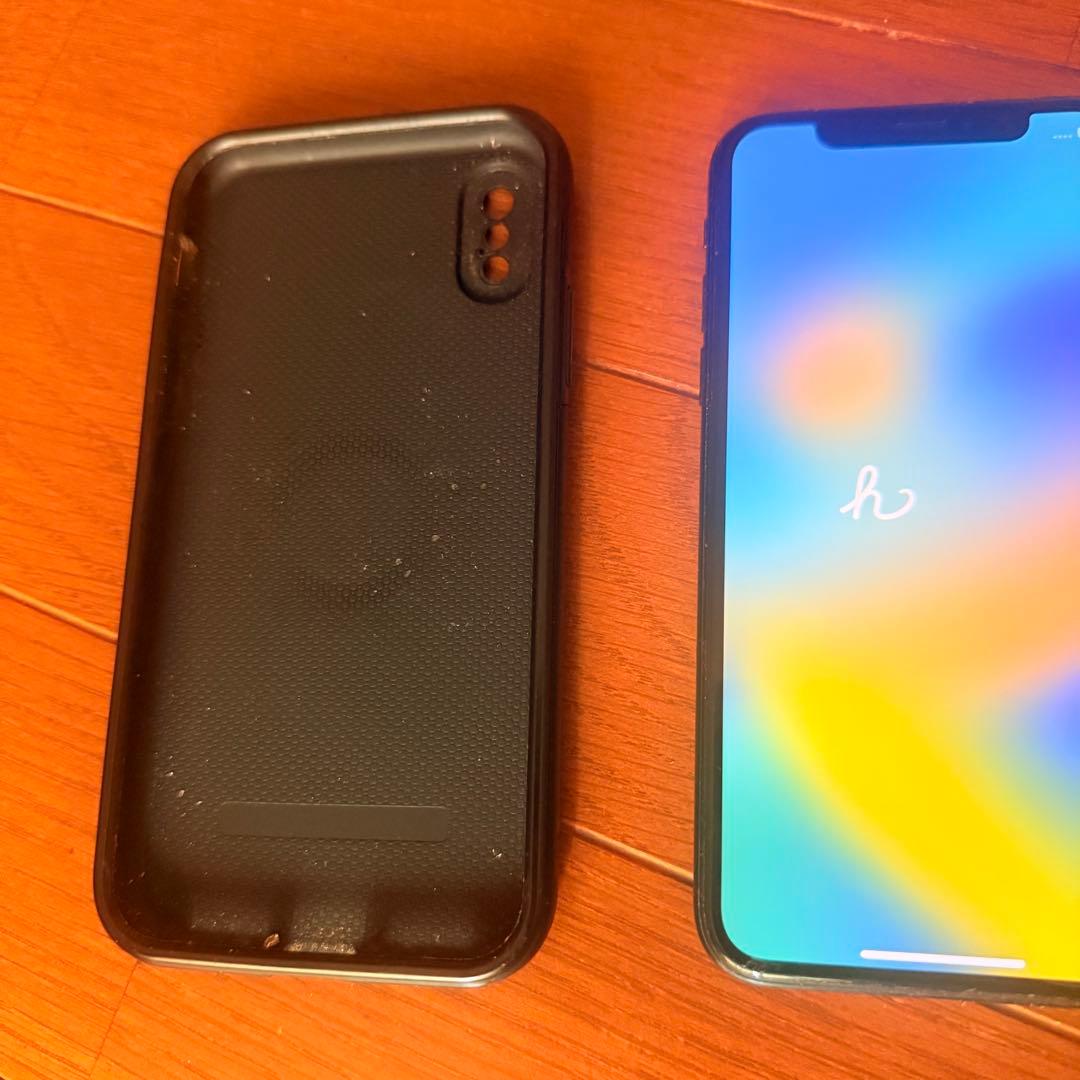 iPhone X ブラック ケース付き