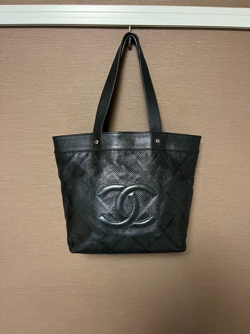 CHANEL ブラックレザー トートバッグ