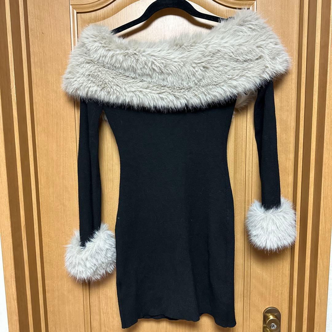 【haru1月末までお取り置き】 ファーオフショルボタンニットワンピース